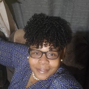 Meet your Posher, Tonya